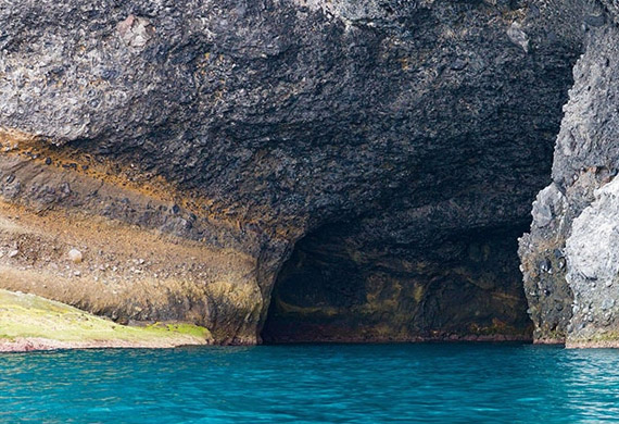 青の洞窟海上クルージング